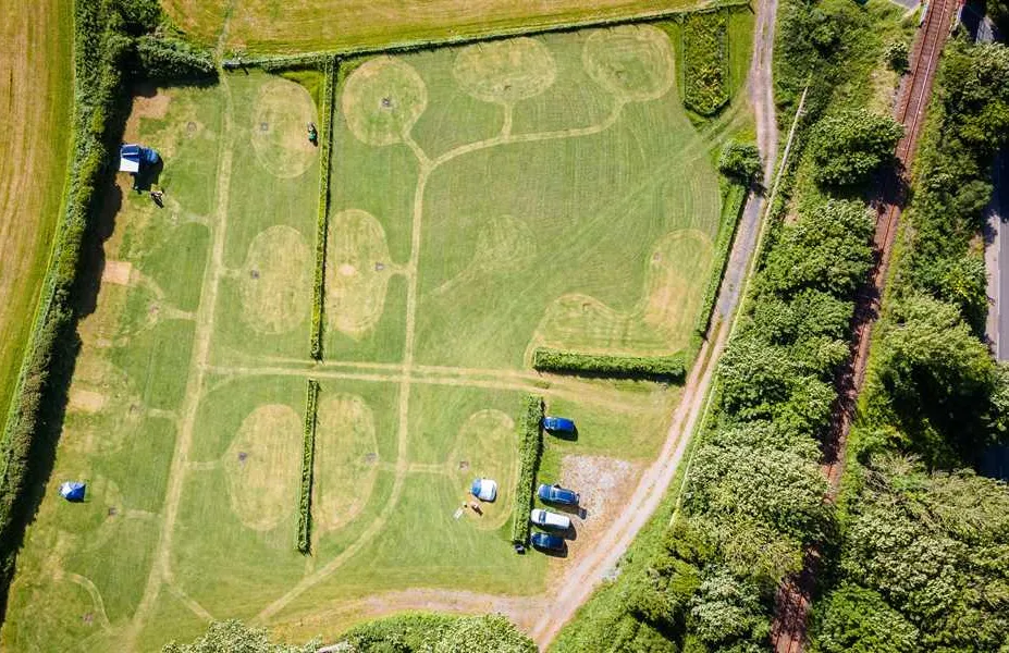 becks-bay-camping-and-glamping-tenby-r1erv