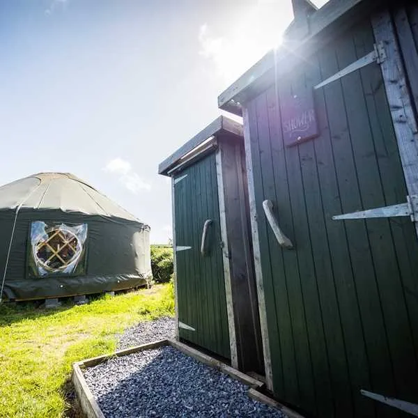 becks-bay-camping-and-glamping-tenby-ww80b