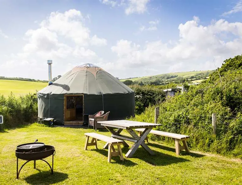becks-bay-camping-and-glamping-tenby-xygu8