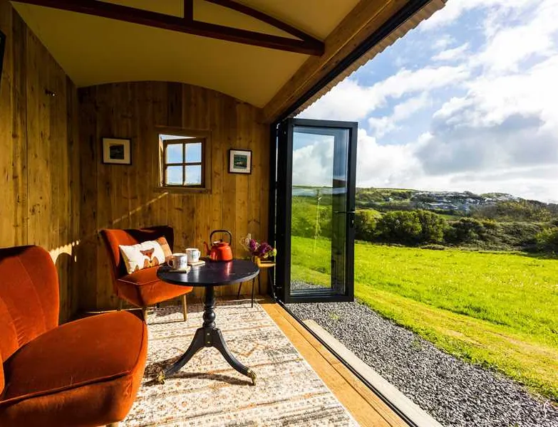 becks-bay-camping-and-glamping-tenby-ytrjn