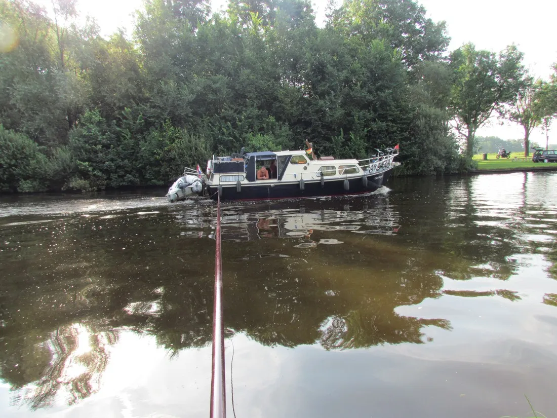 minicamping-onder-de-heerenbrug-giethoorn-rex9q