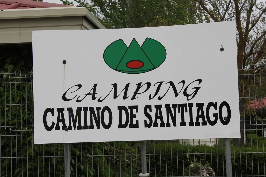 camino-de-santiago-villadangos-del-paramo-fy3by
