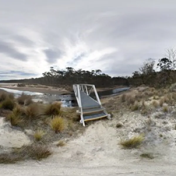 moulting-bay-camp-campground-binalong-bay-2yzcz