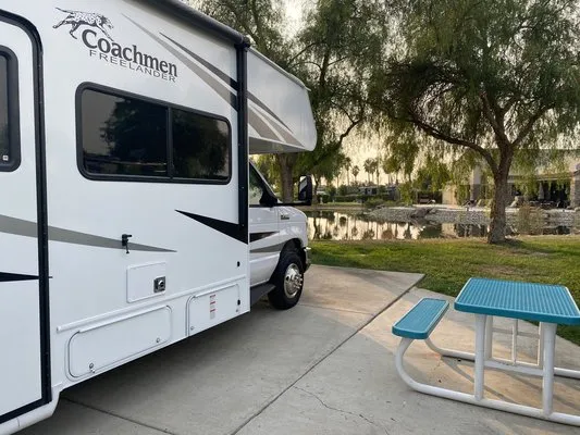 the-lakes-rv-golf-resort-chowchilla-fjmwu