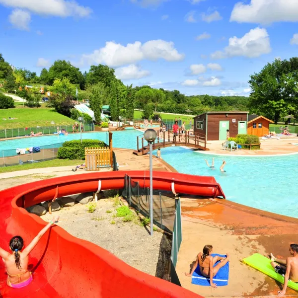 capfun-roca-damour-padirac-lot-2yy0m