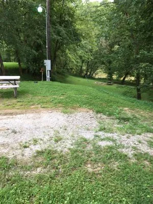 camp-on-the-kentucky-versailles-o5l77