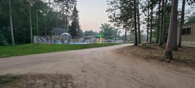 yukon-trails-rv-camping-resort-lyndon-station-s5ktl