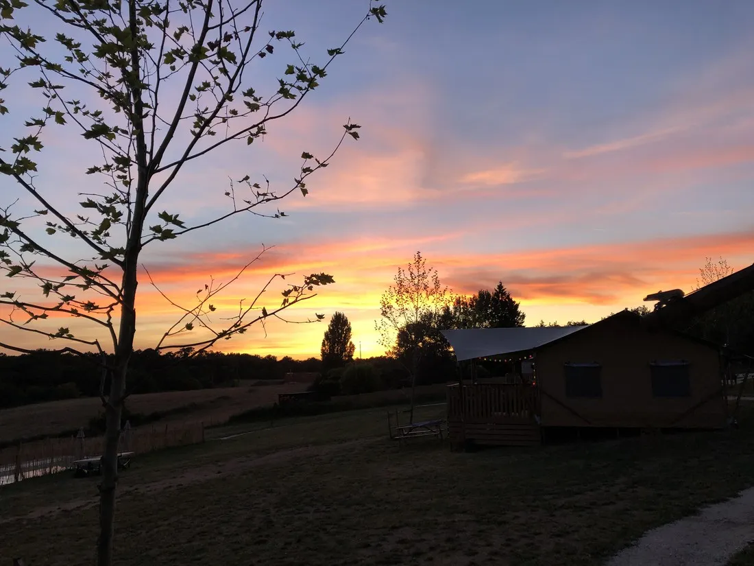 joins-glamping-aquitaine-saint-germain-et-mons-saxuy