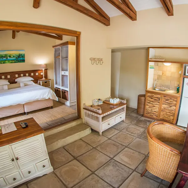 broadwater-river-estate-douglas-ybyuk