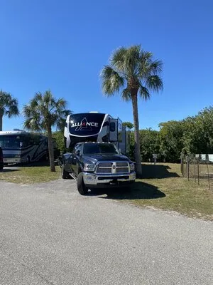 winter-quarters-manatee-rv-resort-bradenton-e4vco