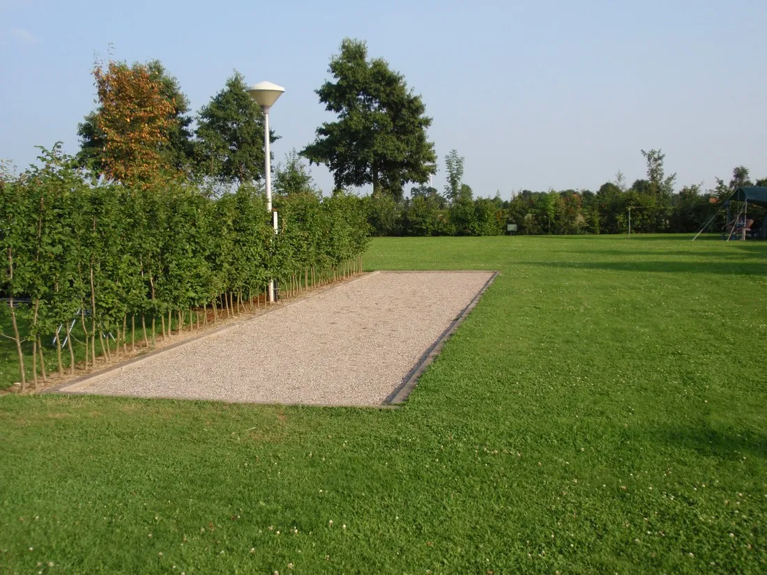 t-oostenriek-megchelen-y3gxl