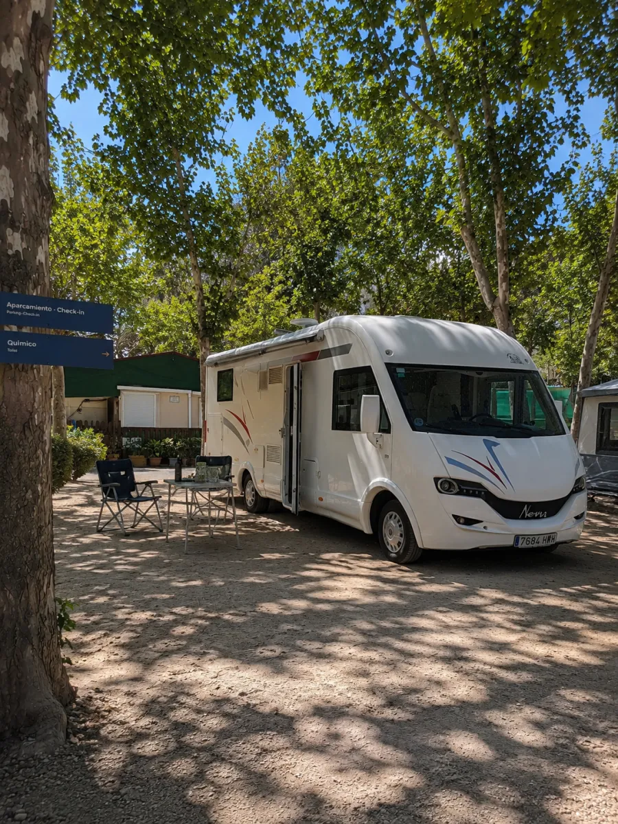 caravana parcela somra