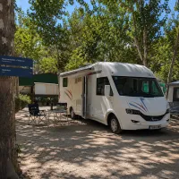 caravana parcela somra