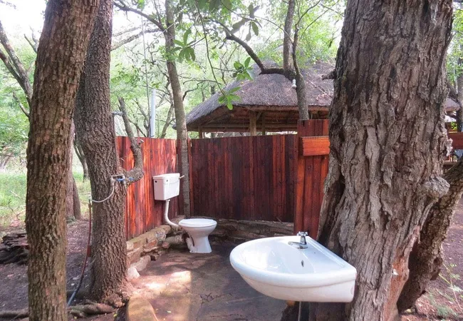 makongo-bush-camp-magudu-pongola-gldki