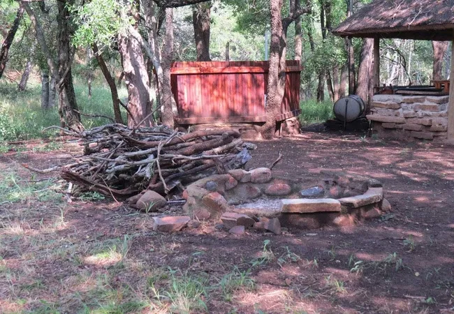 makongo-bush-camp-magudu-pongola-m47ia