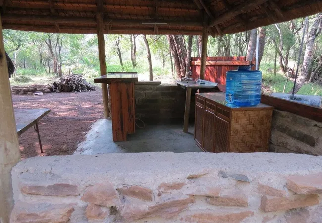 makongo-bush-camp-magudu-pongola-w2rmr