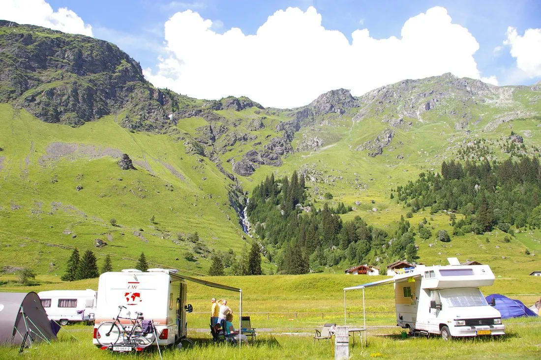 municipal-le-canada-champagny-en-vanoise-jh1zd