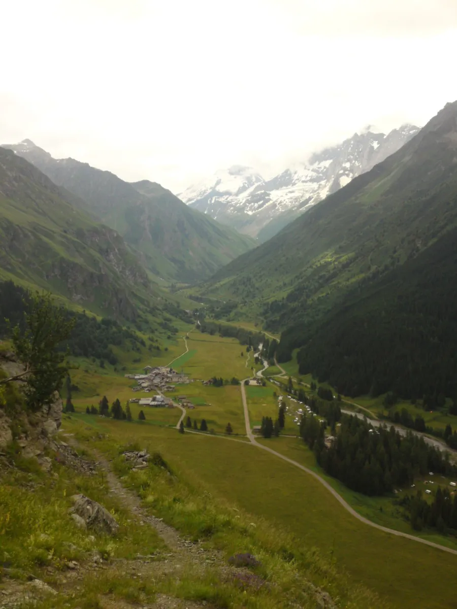municipal-le-canada-champagny-en-vanoise-nn3hz