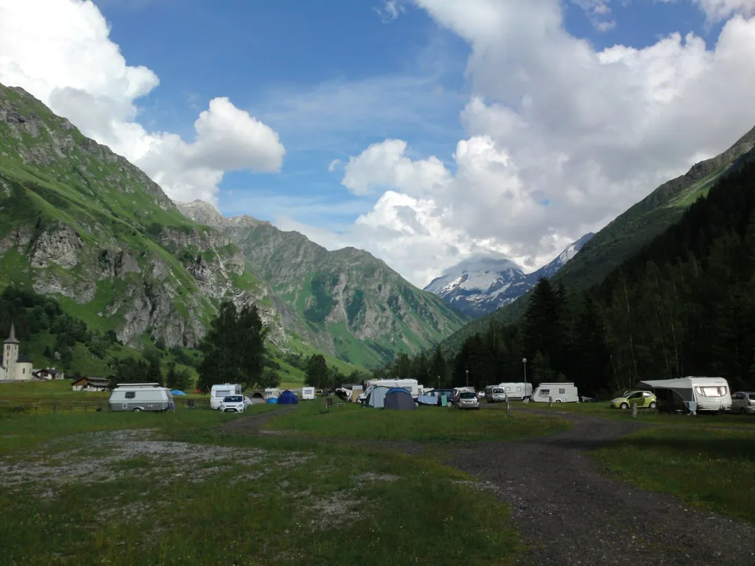 municipal-le-canada-champagny-en-vanoise-qm2ea