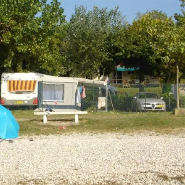 lido-glamping-pacengo-di-lazise-aaghu