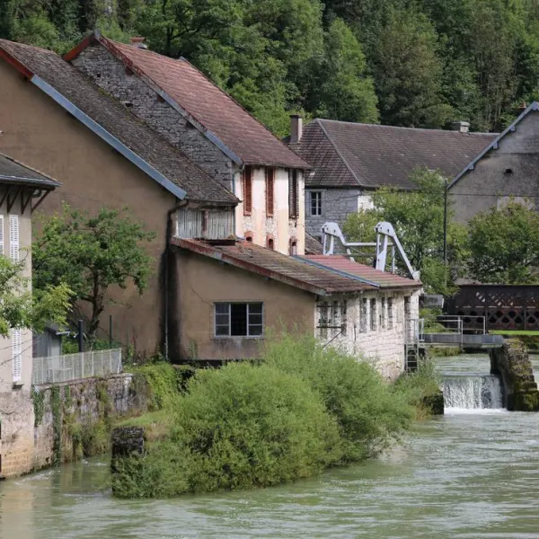 camping-municipal-lods-jkxze