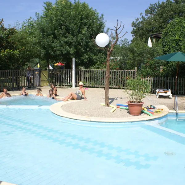 linternational-pradons-ardeche-n9wlu