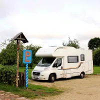 sunny-nights-camping-gautauciai-tuyzw