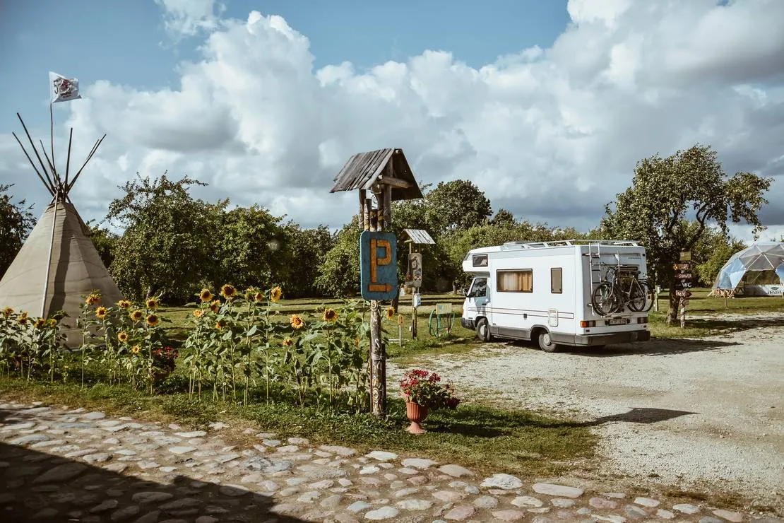 sunny-nights-camping-gautauciai-w9ng1