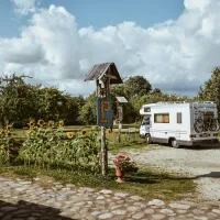 sunny-nights-camping-gautauciai-w9ng1