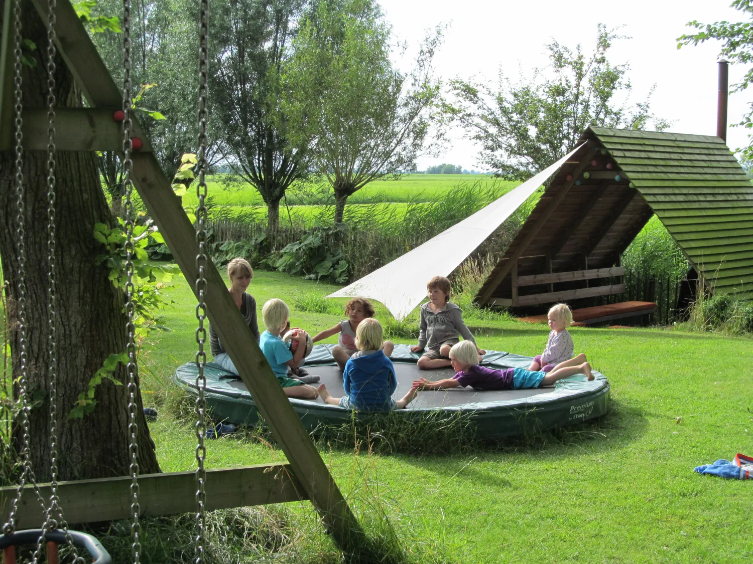 17. Camping kinderen trampoline Friesland