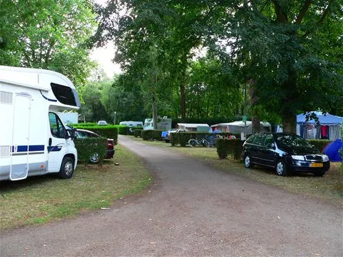 parc-des-loisirs-cloyes-sur-le-loir-eure-et-loire-saf4q