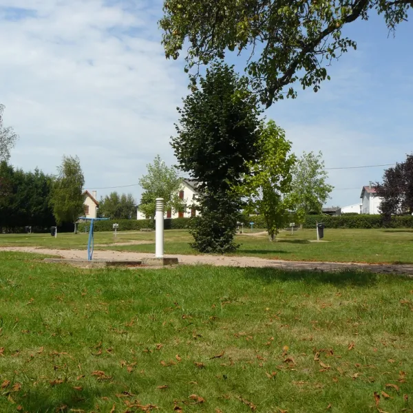 municipal-le-donjon-le-donjon-uqxkz