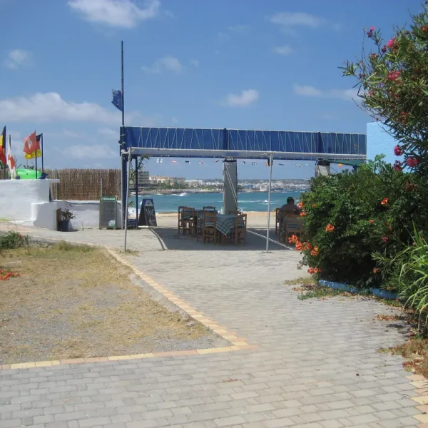 caravan-chersonissos-1tg84