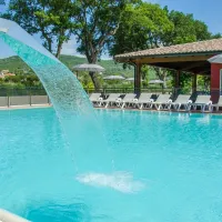 trasimeno-passignano-lago-di-trasimeno-whxhk