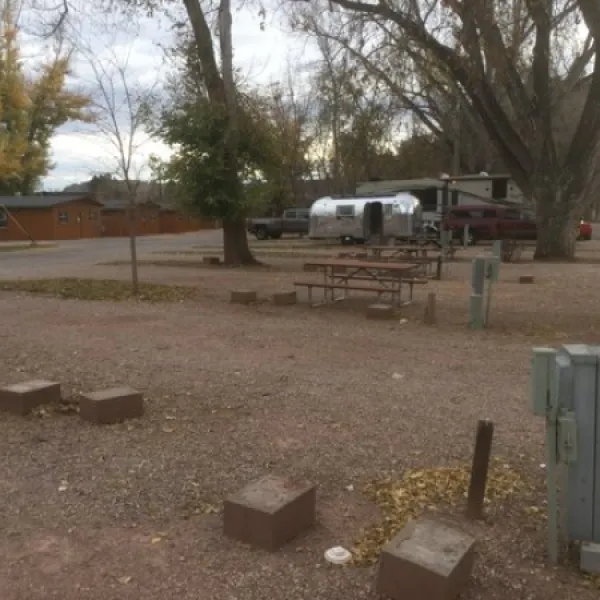 Lake Park Campground