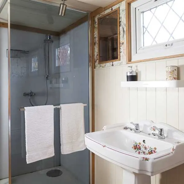 hideaway-holidays-bodiam-i71ou