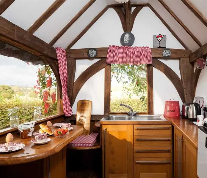 hideaway-holidays-bodiam-xbhju
