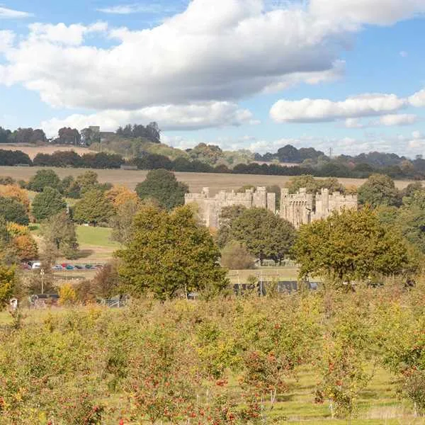 hideaway-holidays-bodiam-xjco7