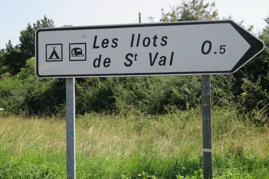 camping-les-ilots-de-st-val-villiers-le-morhier-maintenon-4c9cn