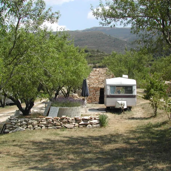 camping-aire-naturelle-de-lions-georges-moustiers-ste-marie-nsfiq