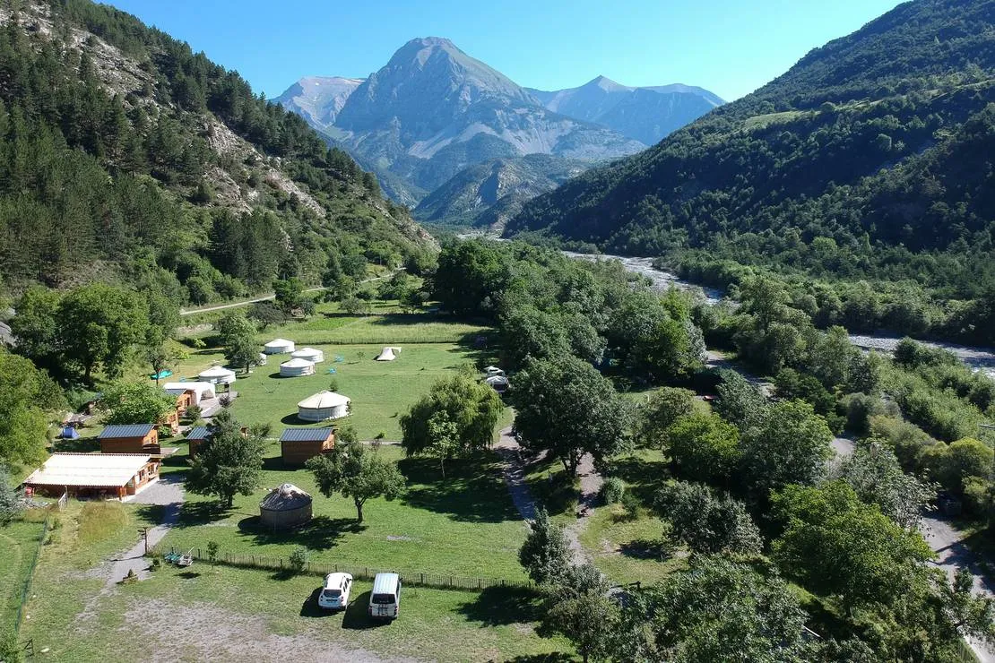 camping-mandala-prads-haute-bleone-bg9ry