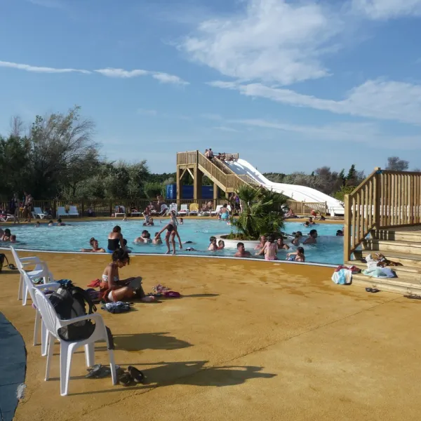 campeole-la-cote-des-roses-narbonne-bi4sx
