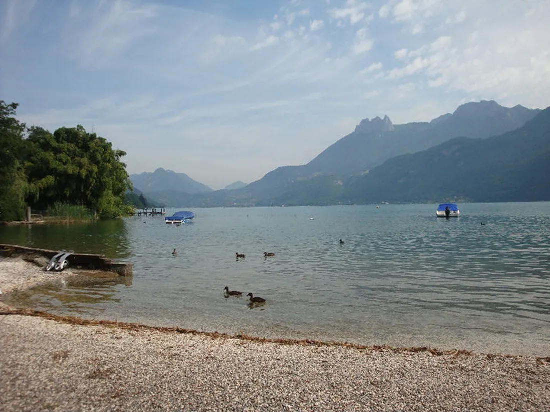 international-du-lac-dannecy-st-jorioz-haute-savoie-oabnk