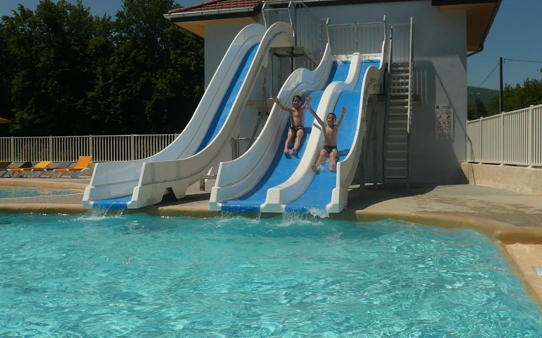 international-du-lac-dannecy-st-jorioz-haute-savoie-xy50h