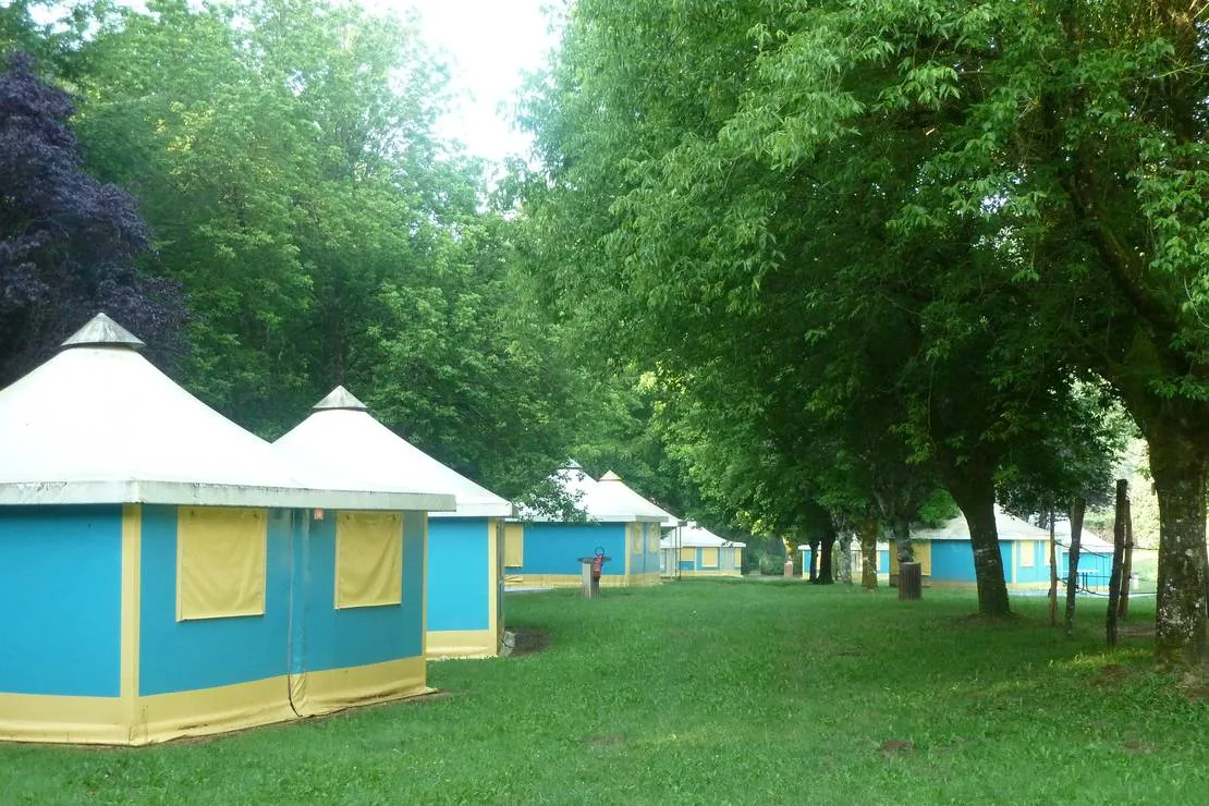 campeole-les-eaux-vives-latouille-lentillac-sffki