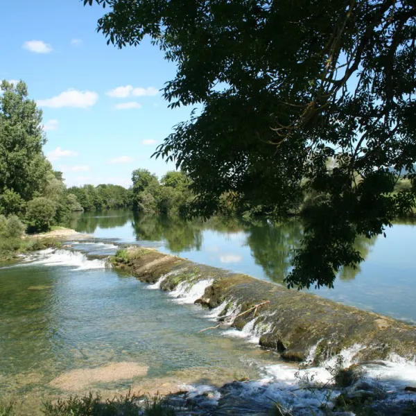 au-camping-de-la-ferme-rennes-sur-loue-doubs-kyojp