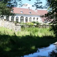 au-camping-de-la-ferme-rennes-sur-loue-doubs-r2n0h