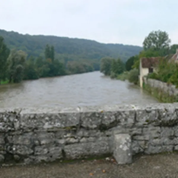 au-camping-de-la-ferme-rennes-sur-loue-doubs-wwlpq