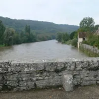 au-camping-de-la-ferme-rennes-sur-loue-doubs-wwlpq