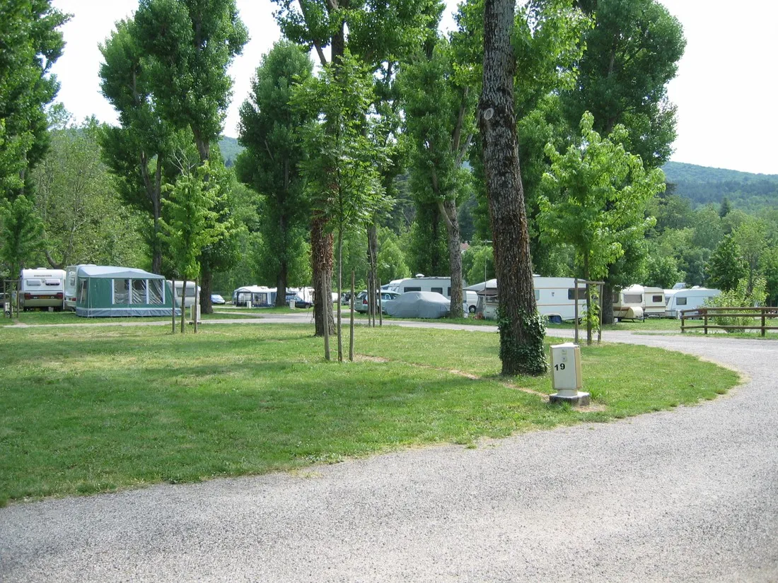 municipal-les-grands-pres-dieulefit-dg5uf